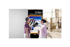 The Difference Between Outdoor Touch Kiosk and Consumer Touch Screen